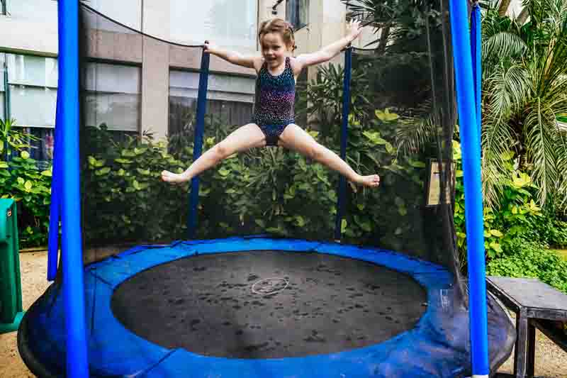 Kids-Play-01