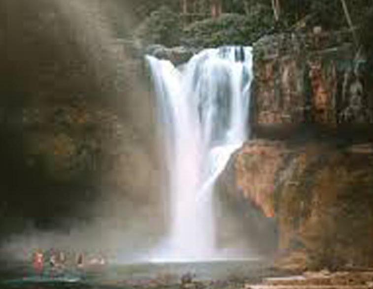Tegenungan Waterfall