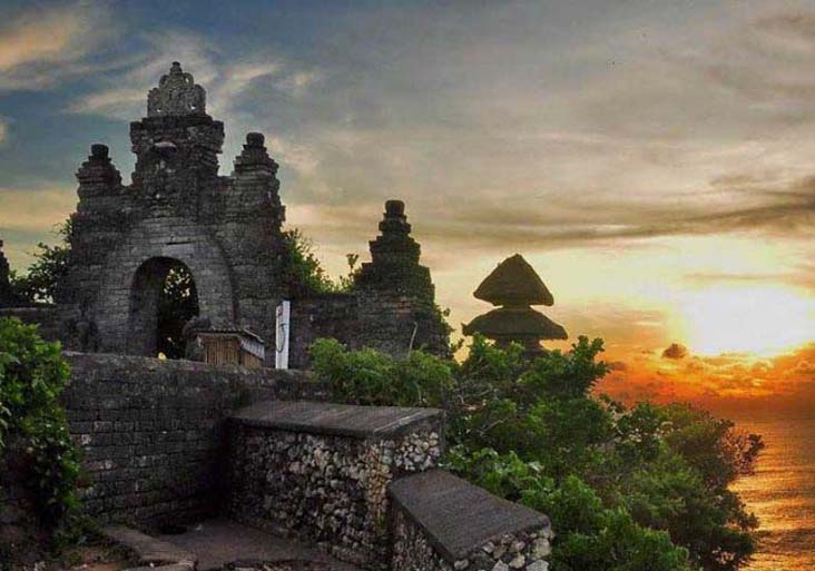 uluwatu_temple